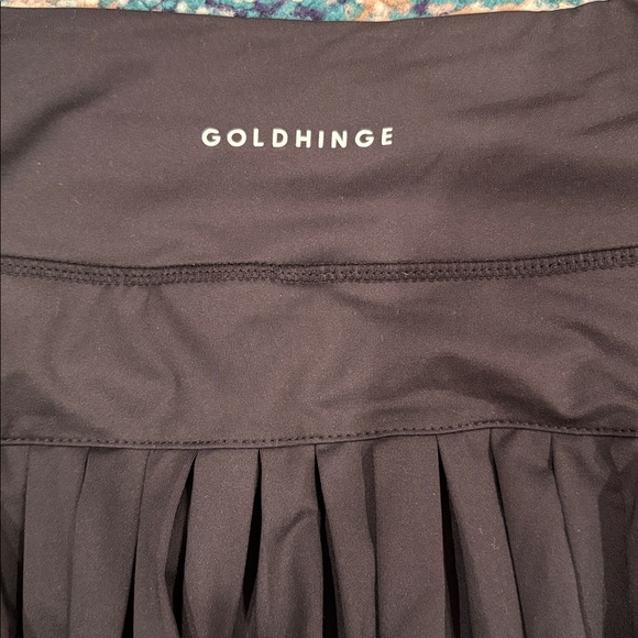 GOLD HINGE SKIRT • SIZE MEDIUM • GREAT CONDITION • MAKE OFFERS - Picture 3 of 4